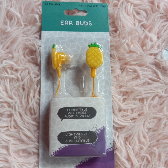 ❣️HOST PICK! Pineapple 🍍 kawaii ultimate phone accessory kit! 5 piece kit cute - Picture 6 of 9